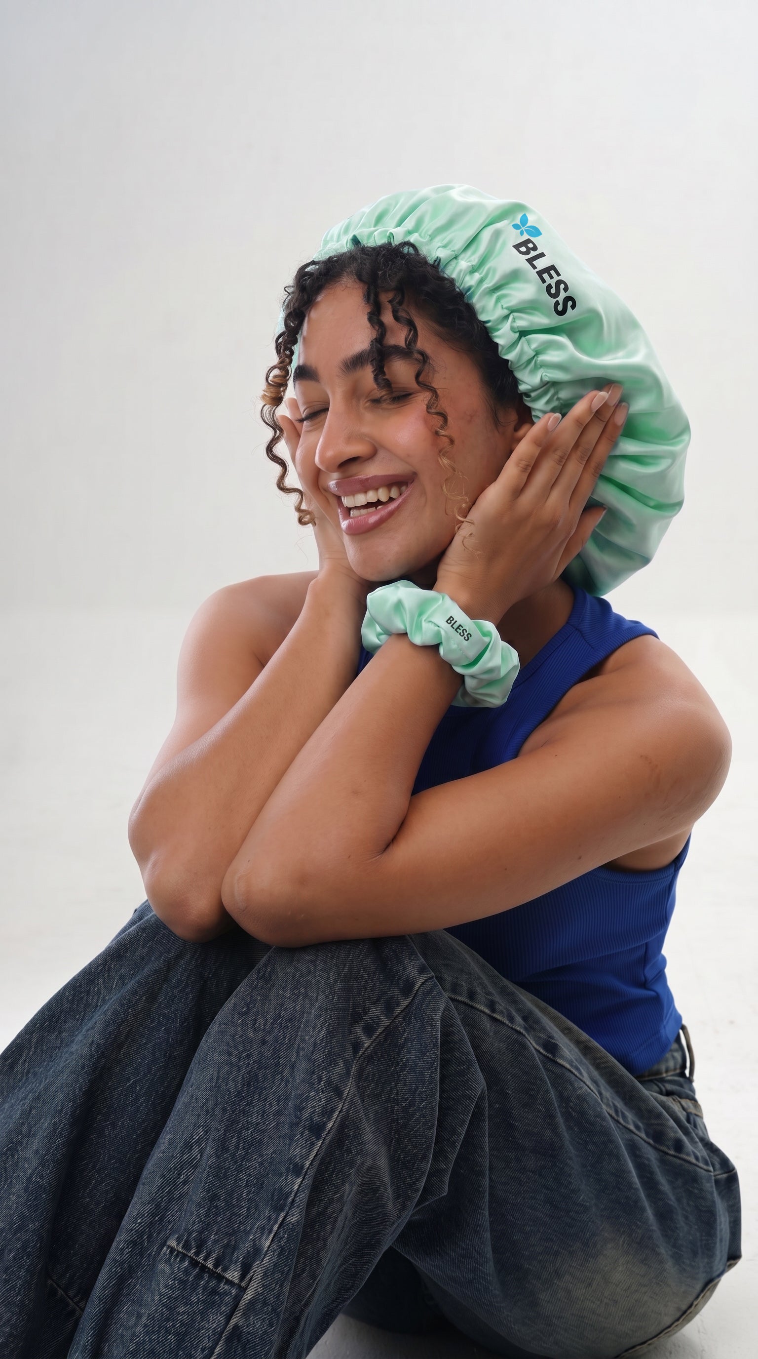 Satin bonnet